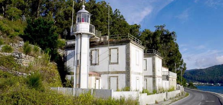 Foto del Faro Cabo Rebordiño en Muros