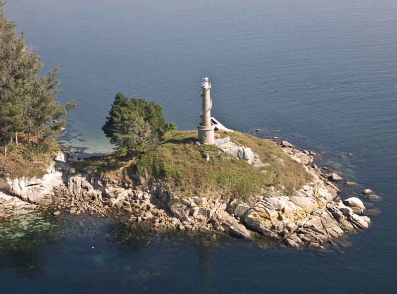 Foto del Faro Illa de Tambo en Poio