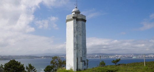 Foto del Faro Punta de Mera I en Oleiros