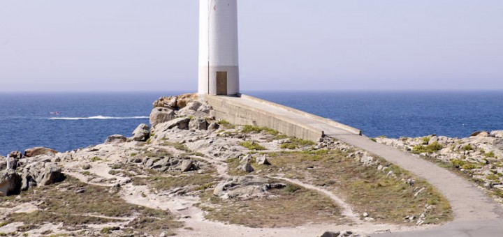 Foto del Faro Punta Roncudo en Ponteceso