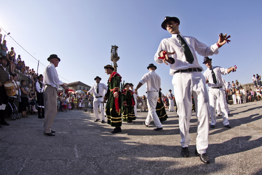 Foto de la Danzas Ancestrais de San Roque do Hío en Cangas