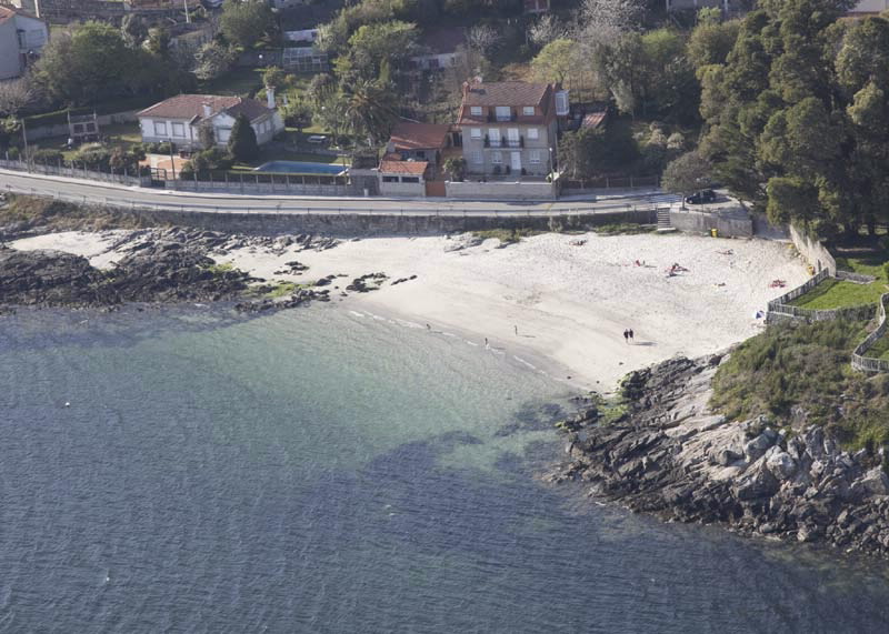 Foto de Playa Area da Barca en Poio