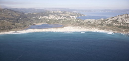 Foto de Playa Area Longa - Louro en Muros