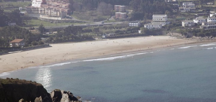 Foto de Playa Bastiagueiro en Oleiros