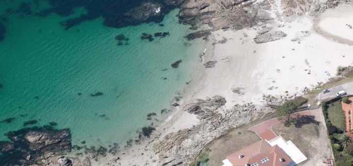 Foto de Playa Dos Mortos en Sanxenxo