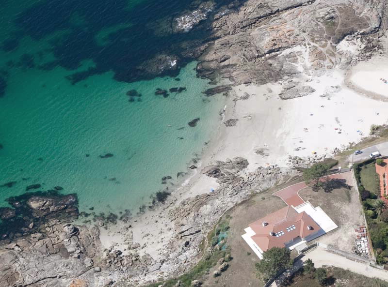 Foto de Playa Dos Mortos en Sanxenxo