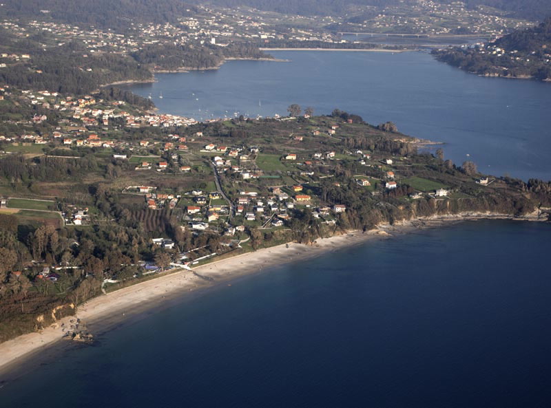 Foto de Playa O Raso en Ares