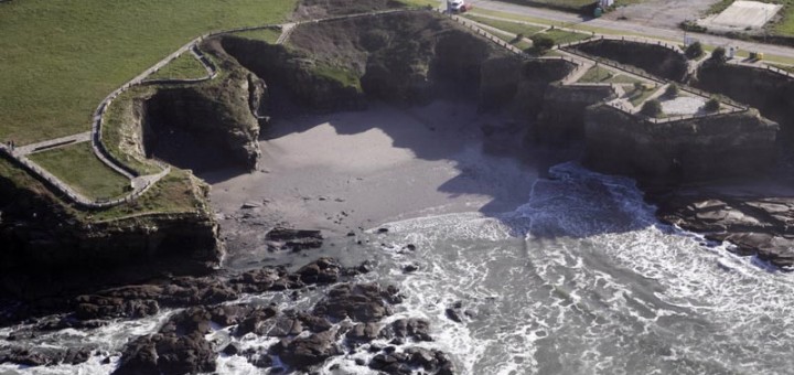 Foto de Playa Os Castros - Illas en Ribadeo