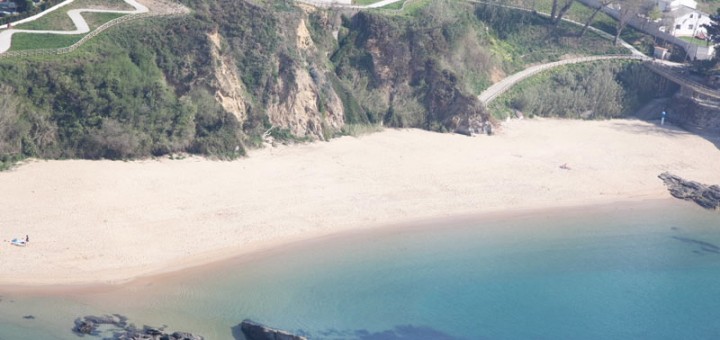 Foto de Playa Penatouro en Oleiros