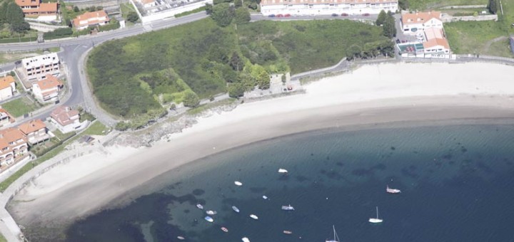 Foto de Playa Quenxe en Corcubión