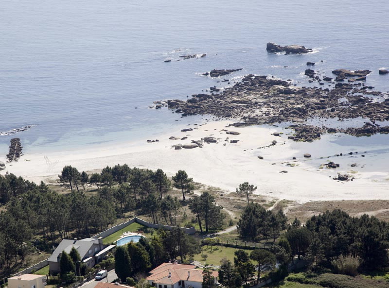 Foto de Playa Sobre do Pozo en O Grove