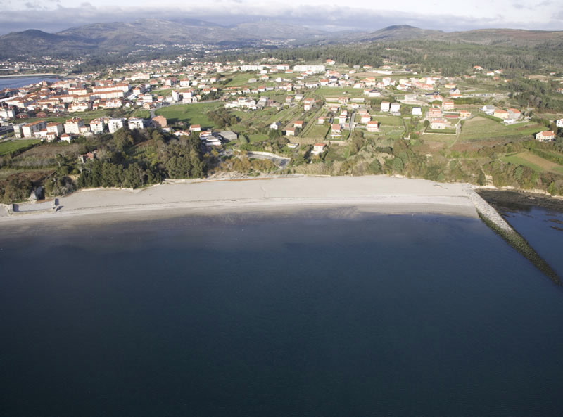 Foto de Playa Tanxil en Rianxo