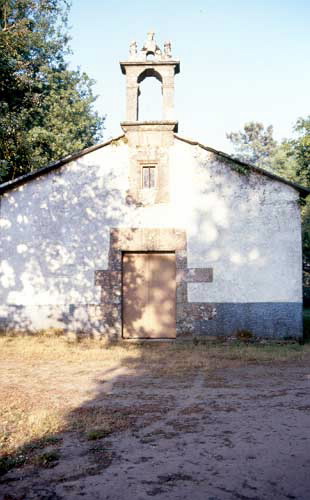Foto de Capilla da Nosa Señora Virtudes en Frades