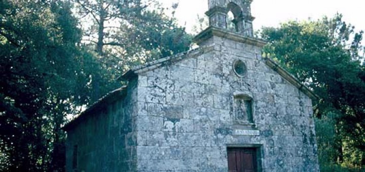 Foto de Capilla da Sagrada Familia en Ribeira