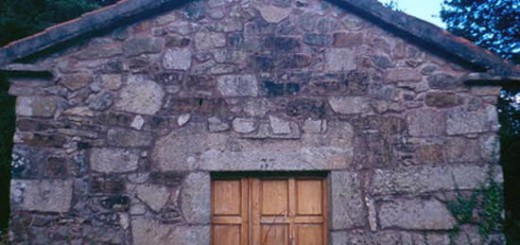 Foto de Capilla de San Lourenzo en Val do Dubra