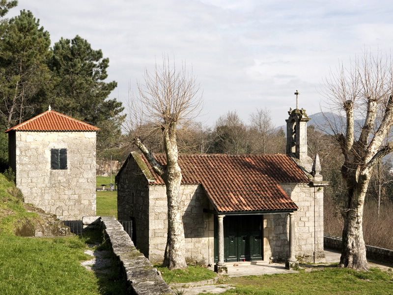 Foto de Capilla de Santiaguiño do Monte en Padrón