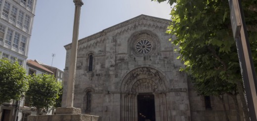Foto de Colegiata de Santa María do Campo en A Coruña