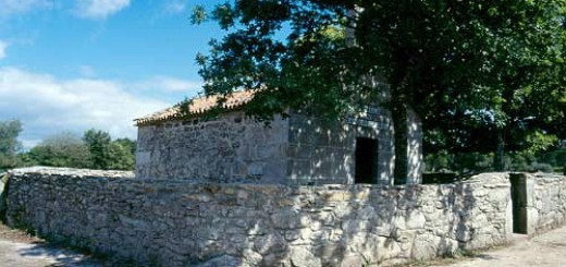 Foto de Ermita de San Cristovo de Foxados en Curtis