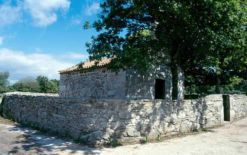 Foto de Ermita de San Cristovo de Foxados en Curtis