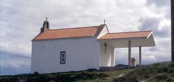 Foto de Ermita de Santa Rosa de Lima en Laxe