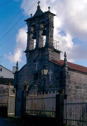 Foto de Iglesia de San Estevo de Cesullas en Cabana de Bergantiños