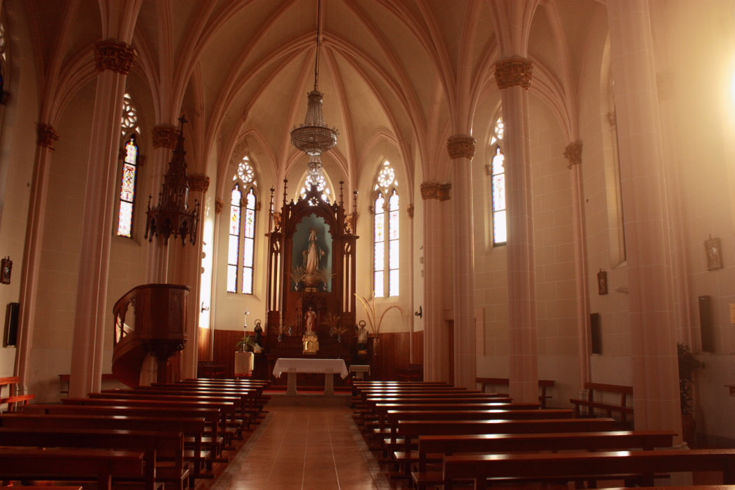 Foto de Iglesia de San Juan Bautista de Eirís en A Coruña