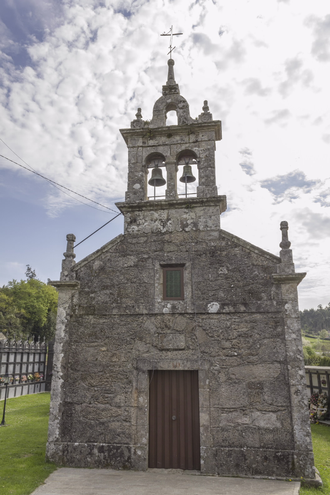 Foto de Iglesia de San Lourenzo de Irixoa en Irixoa