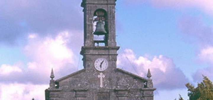 Foto de Iglesia de San Martiño de Cores en Ponteceso