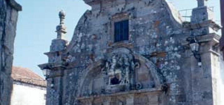 Foto de Iglesia de San Martiño do Porto en Cabanas