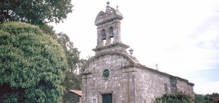 Foto de Iglesia de San Miguel de Gándara en Oroso