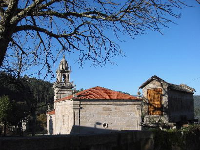 Foto de Iglesia de San Miguel de Lobios en Lobios