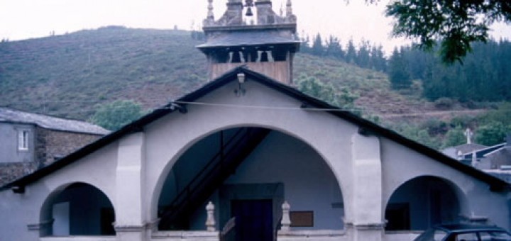 Foto de Iglesia de San Pedro en A Fonsagrada