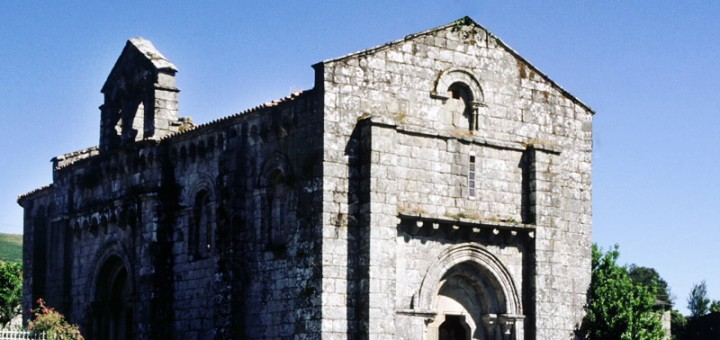Foto de Iglesia de San Pedro de Vilanova en Dozón