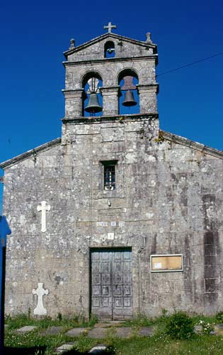 Foto de Iglesia de San Salvador de Trasanquelos en Cesuras