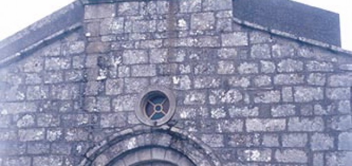 Foto de Iglesia de San Salvador de Vilouzás en Paderne