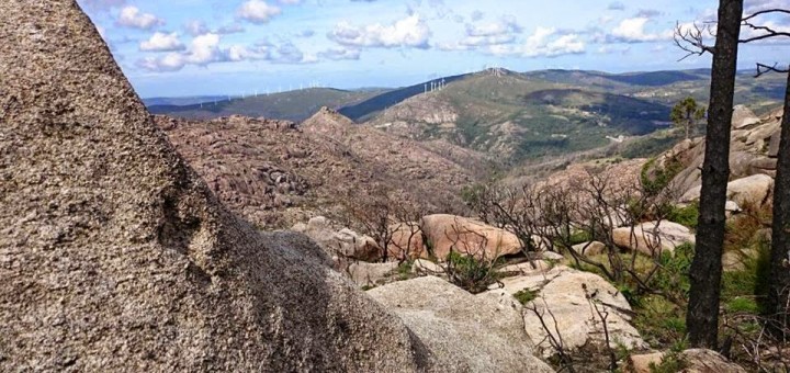 Foto del nuevo Petroglifo en el Monte Pindo descubierto por la Asociación Monte Pindo Parque Natural