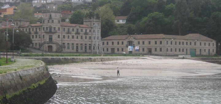 Foto del área recreativoa ETEA (Antigua Escuela de Transmisiones y Electrónica de la Armada) de Teis en Vigo